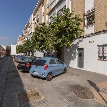 Justino Triana Central By Valcambre Sevilla Eksteriør billede